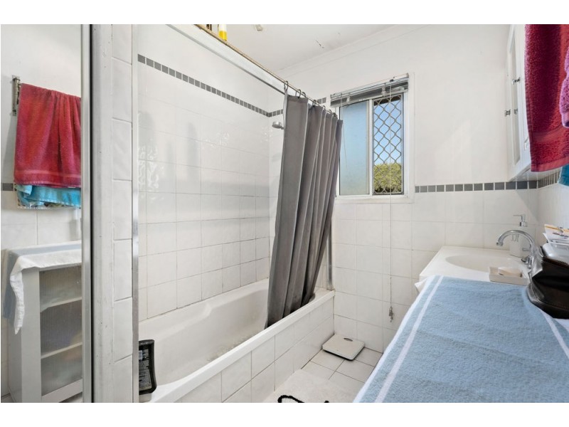 175 Samsonvale Road, Strathpine QLD 4500