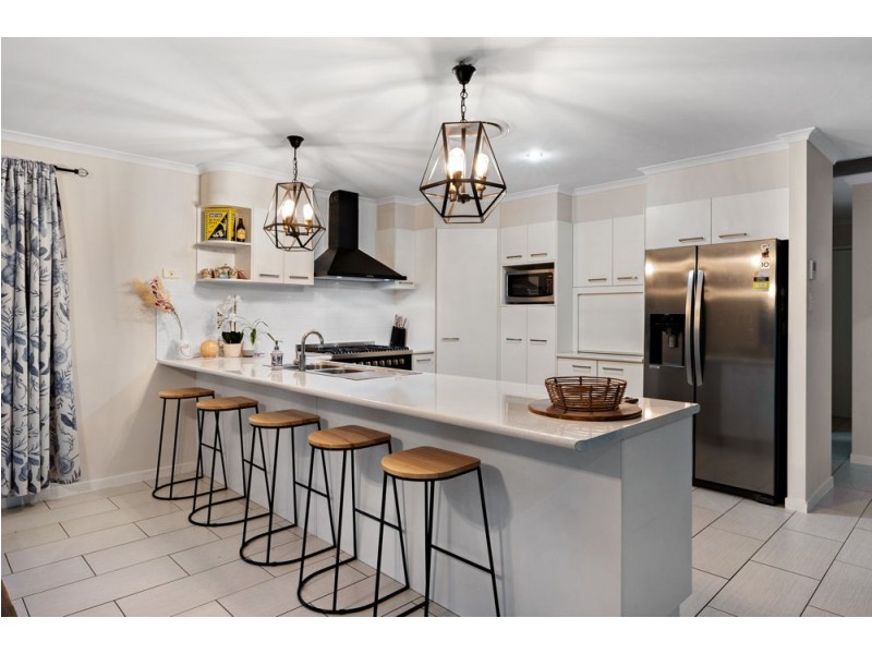 10 Putney Court, Murrumba Downs QLD 4503