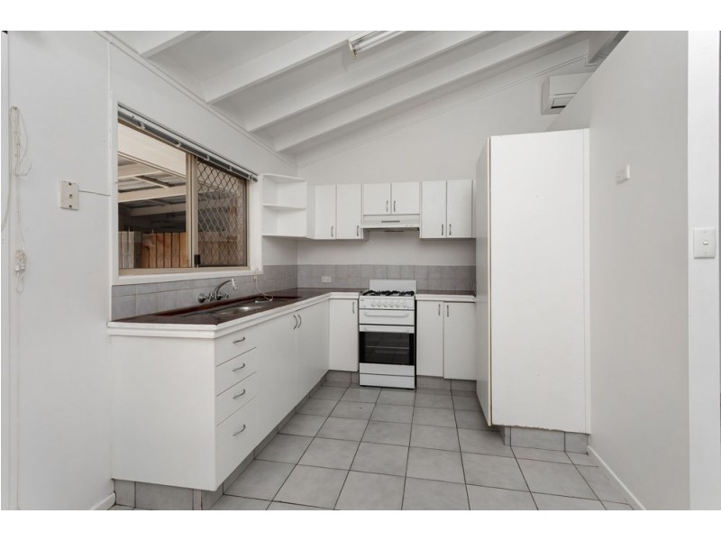 18 Leslie Street, Kallangur QLD 4503
