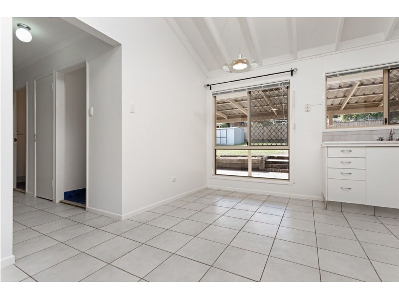 18 Leslie Street, Kallangur QLD 4503