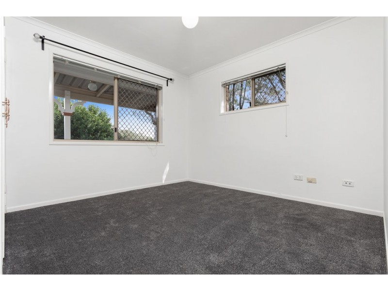 18 Leslie Street, Kallangur QLD 4503
