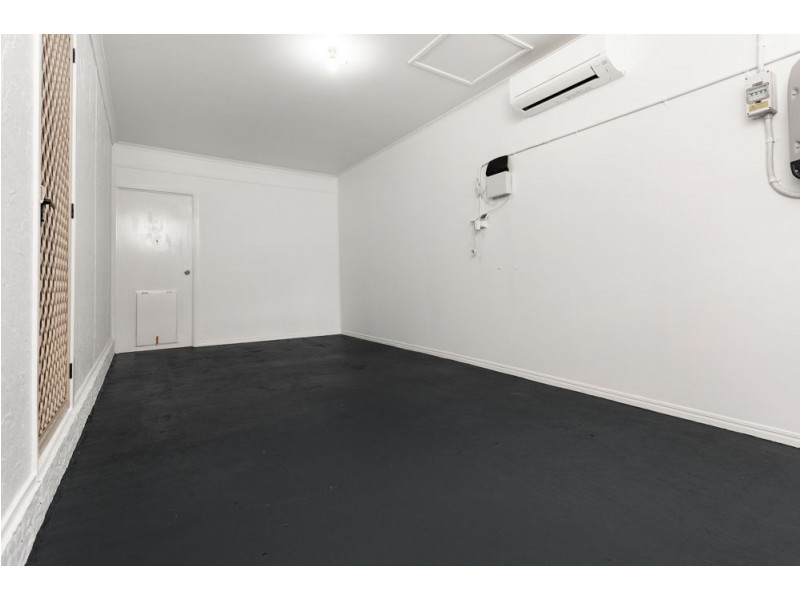 18 Leslie Street, Kallangur QLD 4503