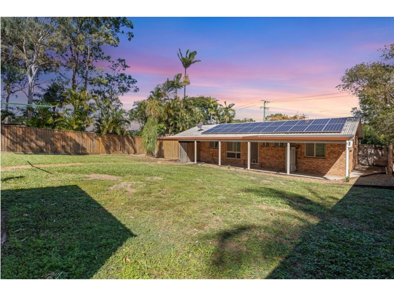 18 Leslie Street, Kallangur QLD 4503