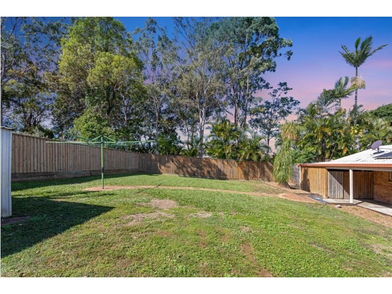 18 Leslie Street, Kallangur QLD 4503