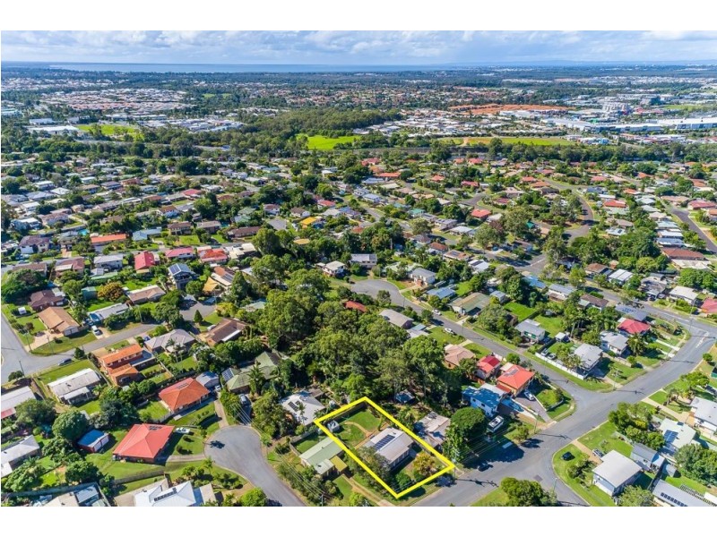 18 Leslie Street, Kallangur QLD 4503