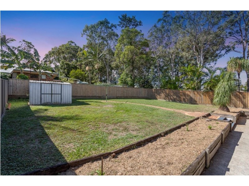 18 Leslie Street, Kallangur QLD 4503