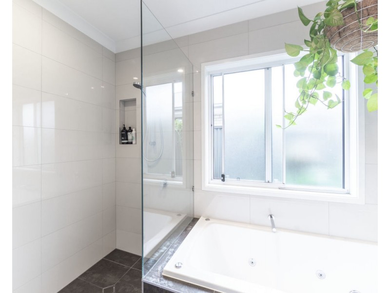 61 Gordon Circuit, Warner QLD 4500