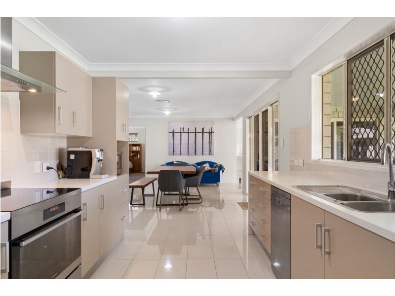 6-8 Simone Court, Caboolture QLD 4510