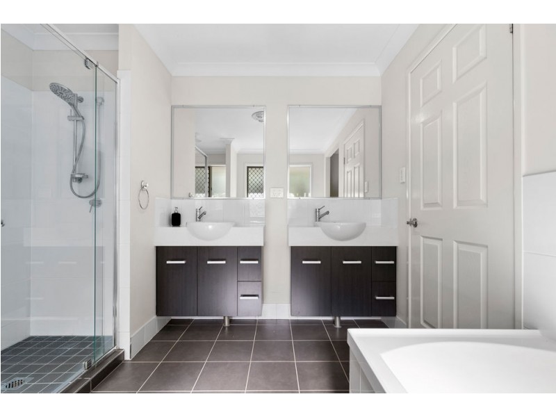 6-8 Simone Court, Caboolture QLD 4510