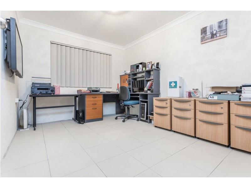 327 Deception Bay Road, Deception Bay QLD 4508
