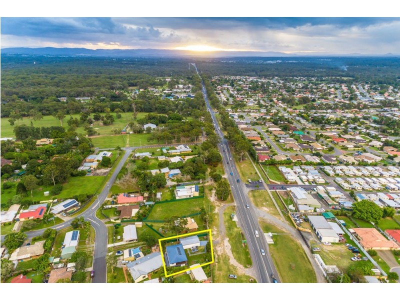 327 Deception Bay Road, Deception Bay QLD 4508
