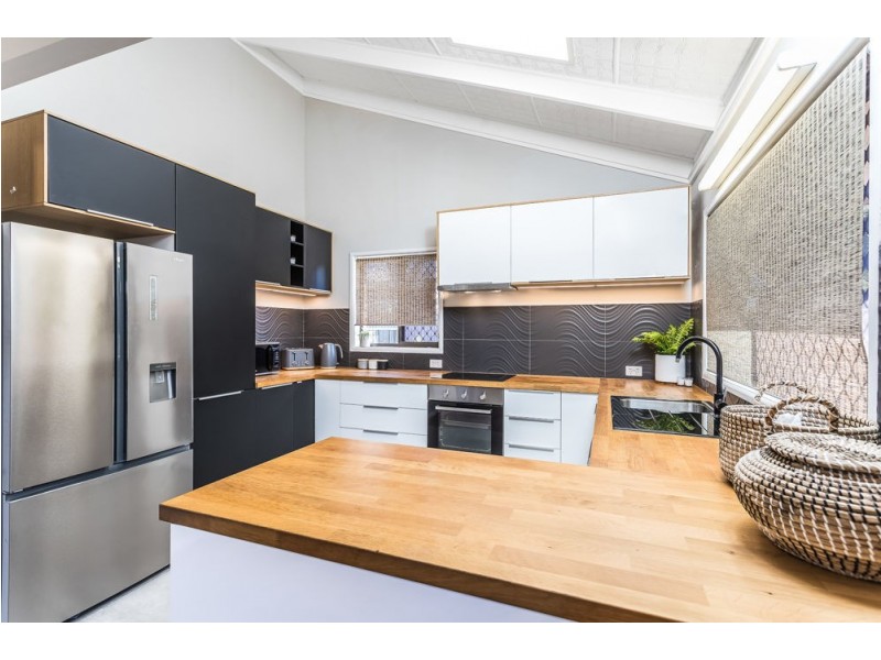 35 Andracia Street, Kallangur QLD 4503