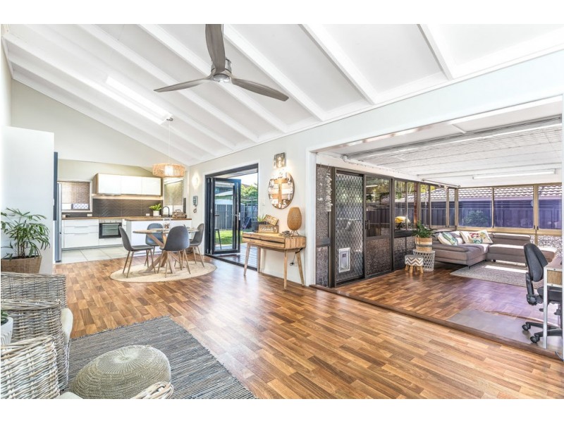 35 Andracia Street, Kallangur QLD 4503