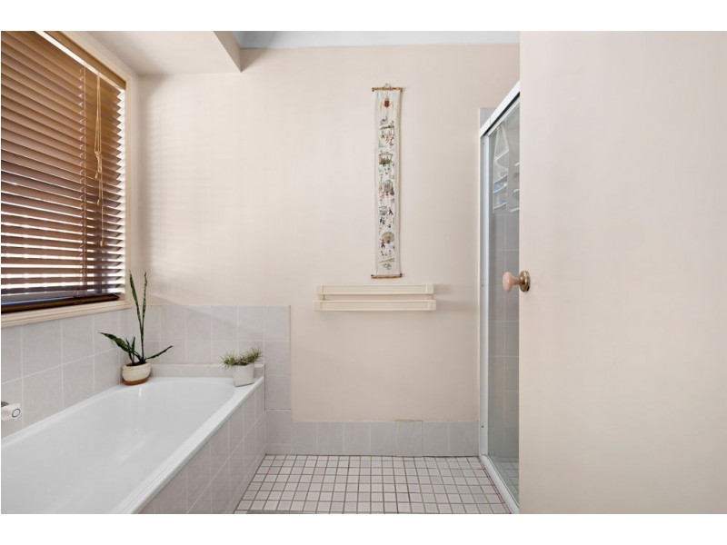 4 Maple Close, Bracken Ridge QLD 4017
