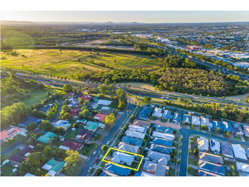 15 Balstrup Road North, Kallangur QLD 4503