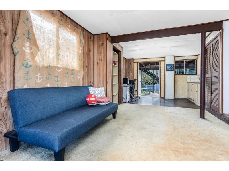 18 Viney Avenue, Kallangur QLD 4503