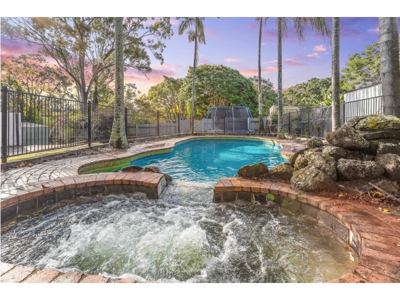 18 Viney Avenue, Kallangur QLD 4503