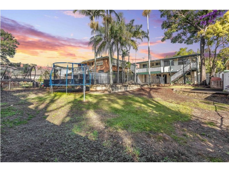 18 Viney Avenue, Kallangur QLD 4503