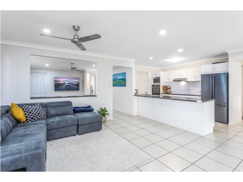 11 Ginger Crescent, Griffin QLD 4503