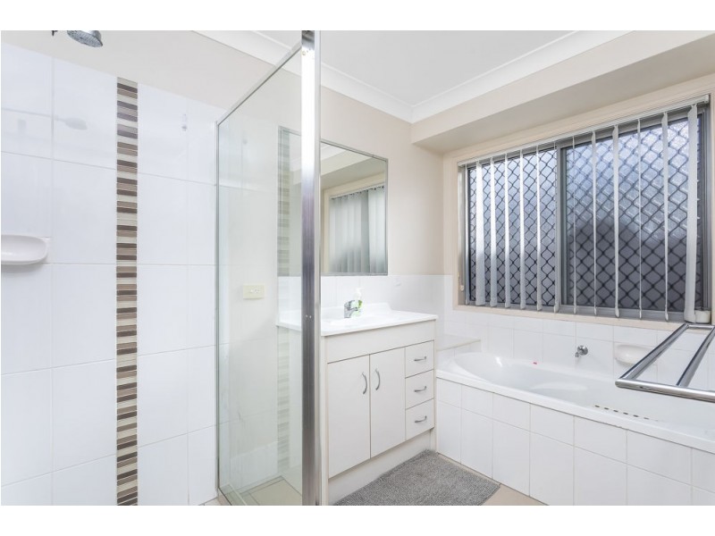 11 Ginger Crescent, Griffin QLD 4503