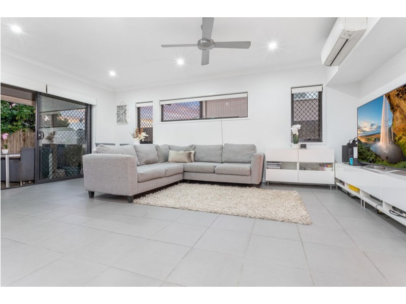 9 Llama Court, Dakabin QLD 4503