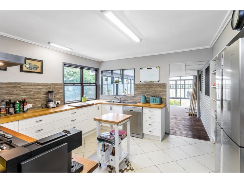 277 Macdonnell Road, Clontarf QLD 4019