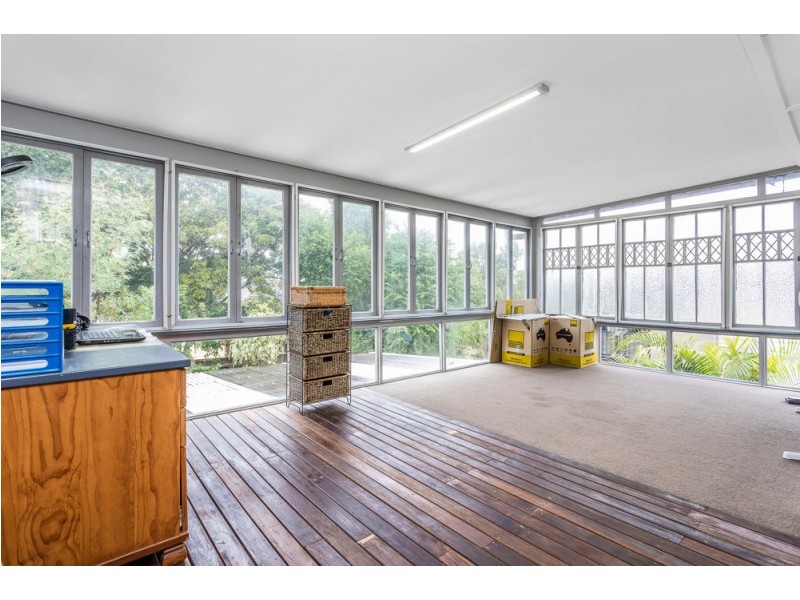 277 Macdonnell Road, Clontarf QLD 4019