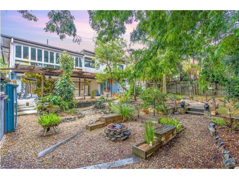 277 Macdonnell Road, Clontarf QLD 4019