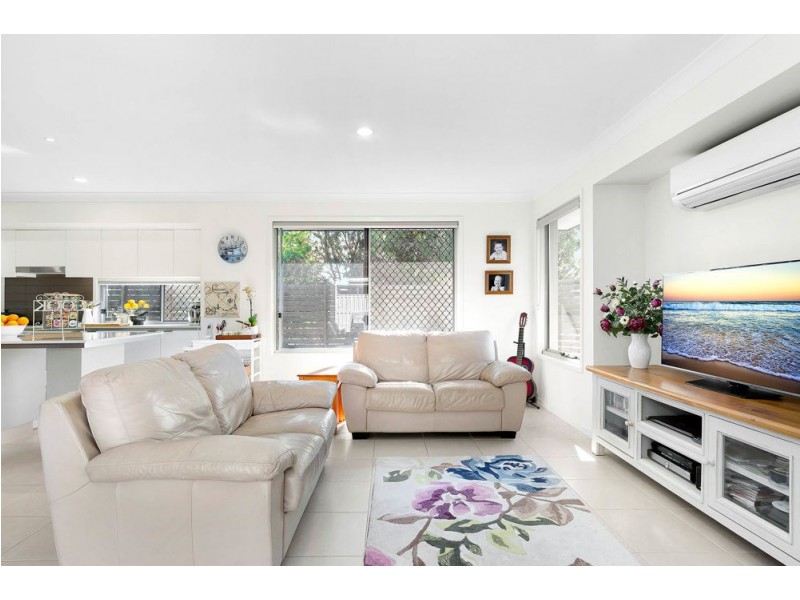 3 Central Green Drive, Narangba QLD 4504