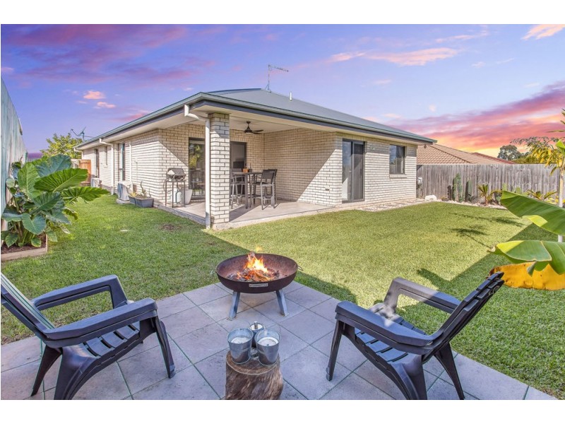 40 Benham Ave, Kallangur QLD 4503
