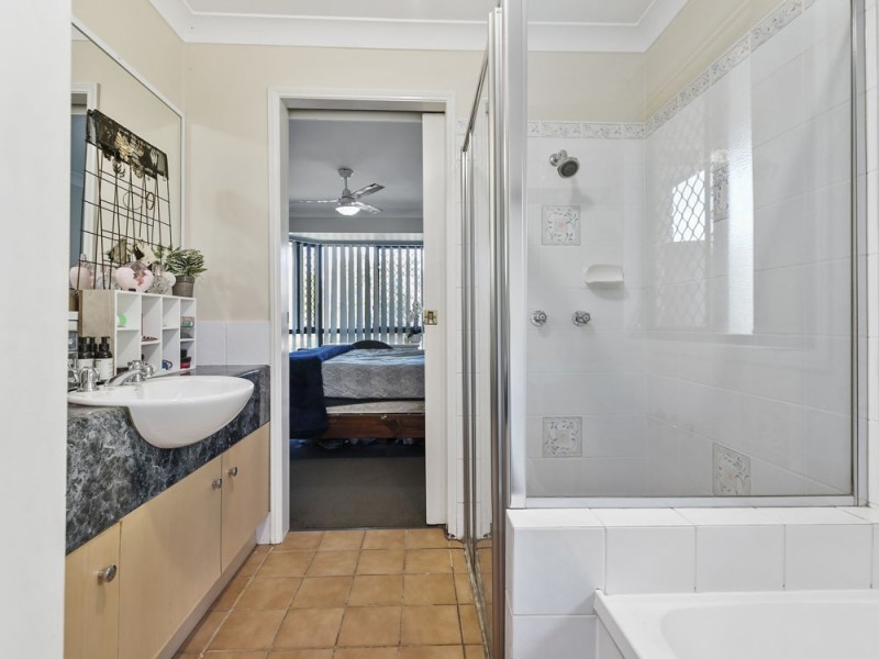 1 Jambola Court, Narangba QLD 4504