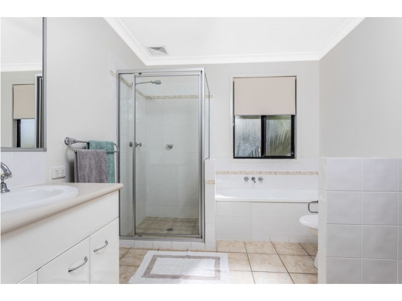 3 Mica Court, Griffin QLD 4503