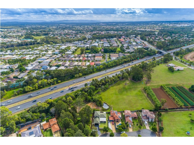 3 Mica Court, Griffin QLD 4503