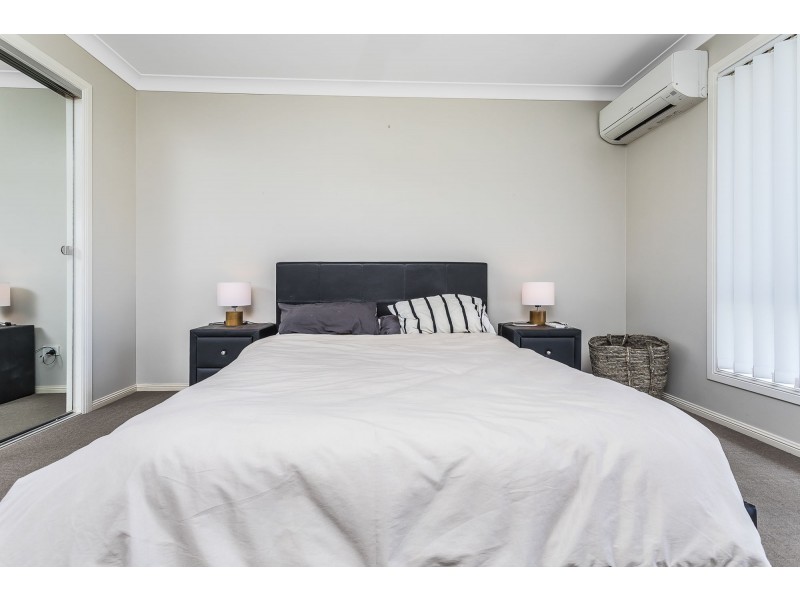 8 Gatsby Court, Kallangur QLD 4503