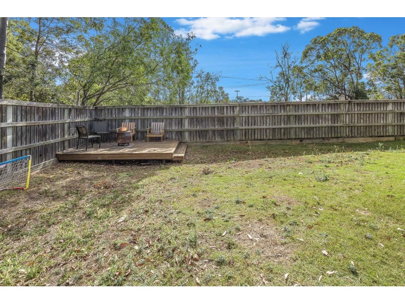 8 Gatsby Court, Kallangur QLD 4503