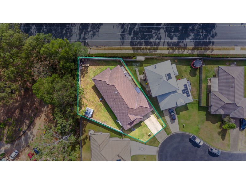 8 Gatsby Court, Kallangur QLD 4503