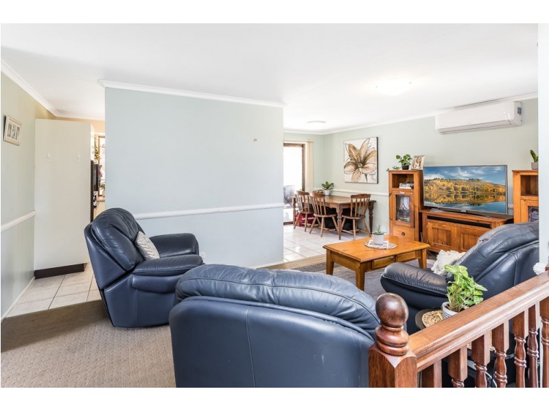 42 Wyena Street, Kallangur QLD 4503