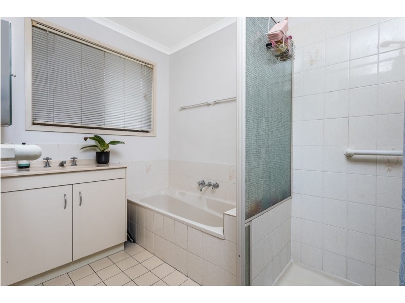 42 Wyena Street, Kallangur QLD 4503