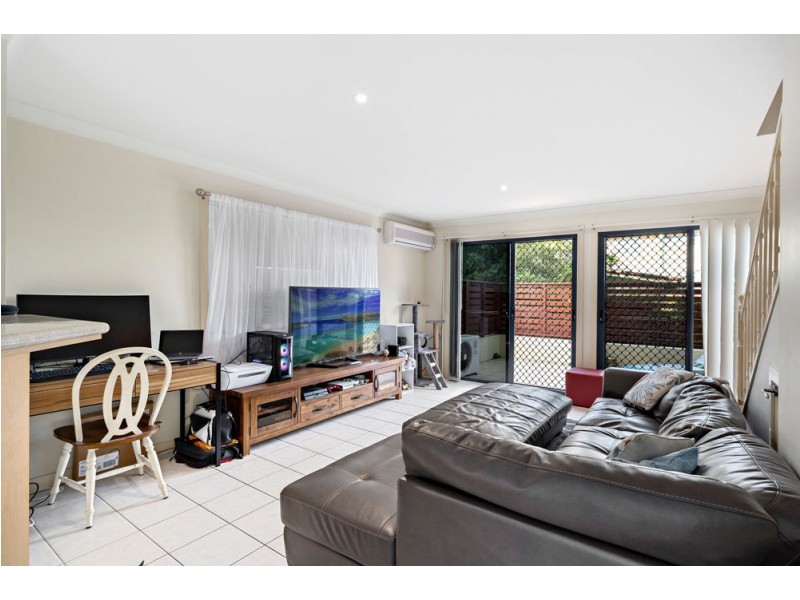 3/8 Langdon Avenue, Margate QLD 4019