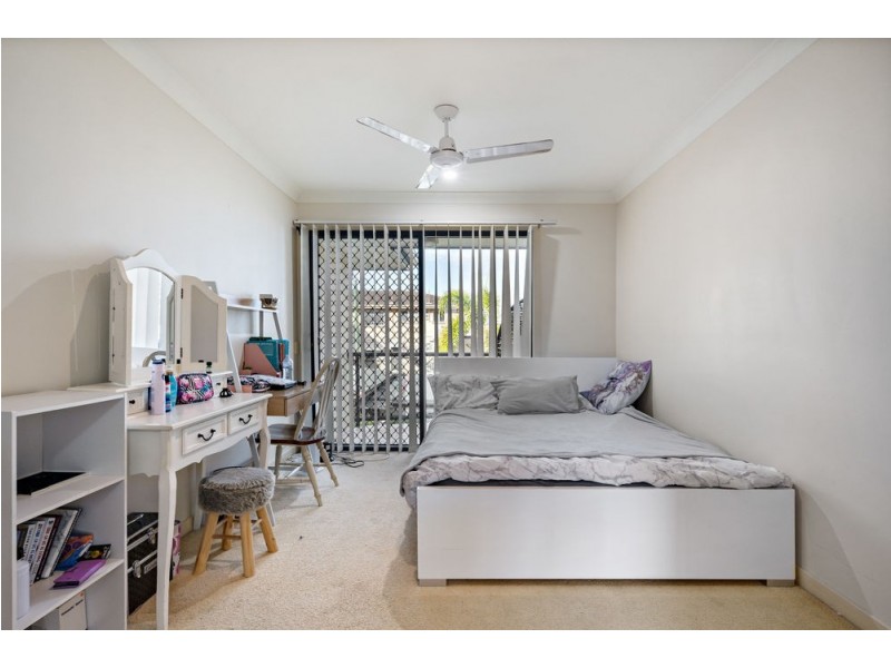 3/8 Langdon Avenue, Margate QLD 4019