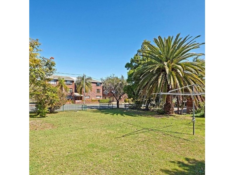 103 Oxley Avenue, Woody Point QLD 4019