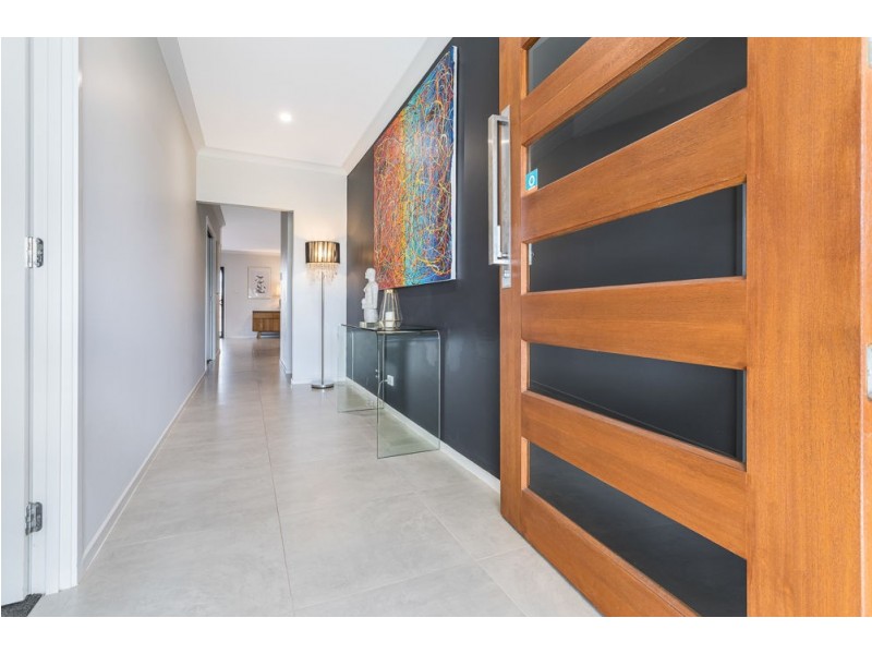 76 Surround Street, Dakabin QLD 4503