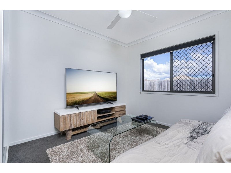 76 Surround Street, Dakabin QLD 4503