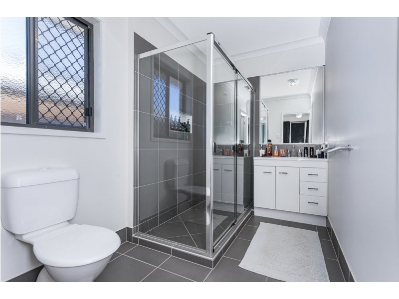 76 Surround Street, Dakabin QLD 4503