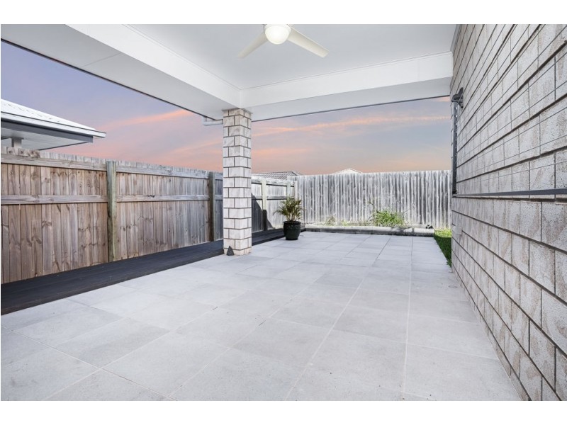 76 Surround Street, Dakabin QLD 4503