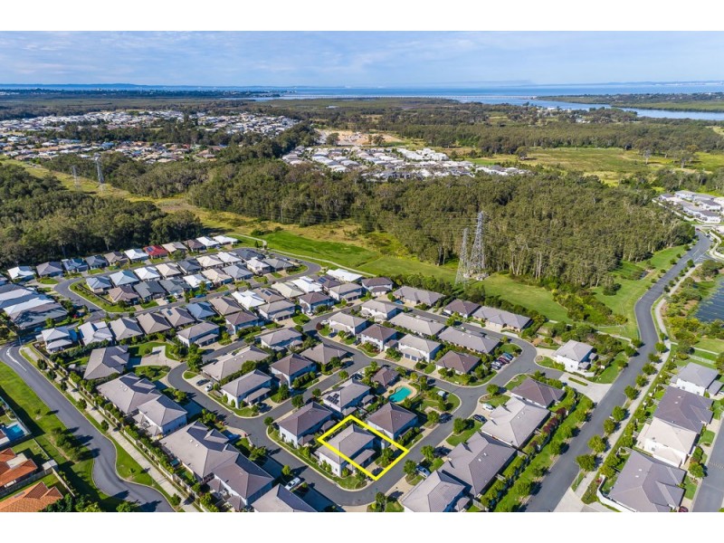 141/6 White Ibis Drive, Griffin QLD 4503
