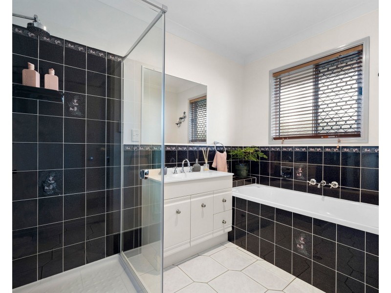 3 Cooba Court, Murrumba Downs QLD 4503