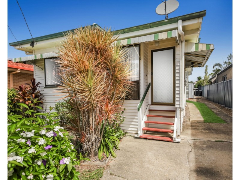 15 Cox Street, Margate QLD 4019