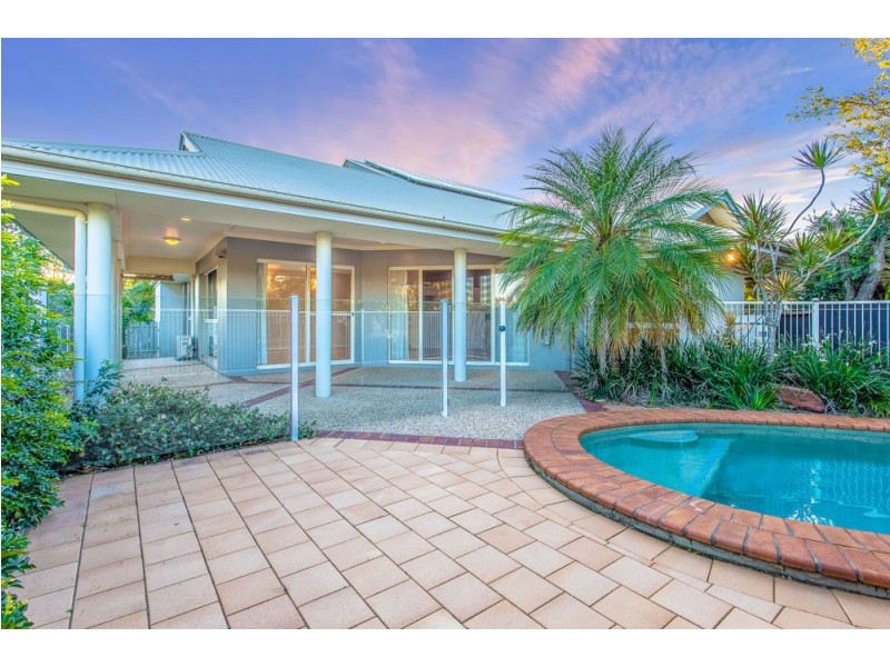 1 Chilton Crescent, North Lakes QLD 4509