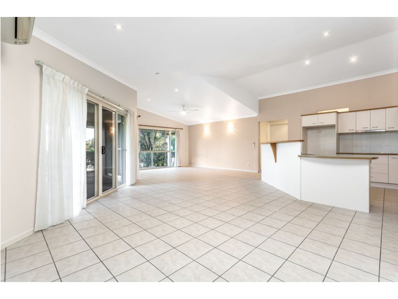 1 Chilton Crescent, North Lakes QLD 4509